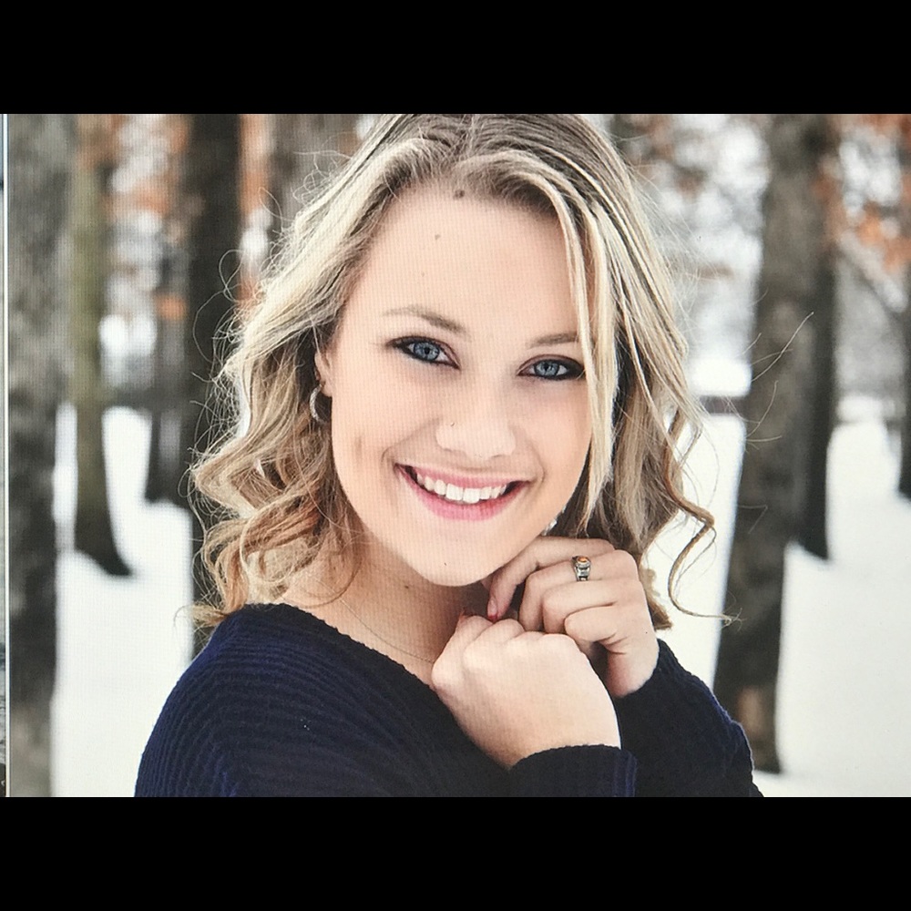 Meet your Posher, Addison